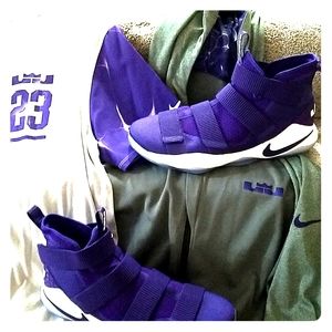 Lebron Soldier 11 Grape new without the tags.